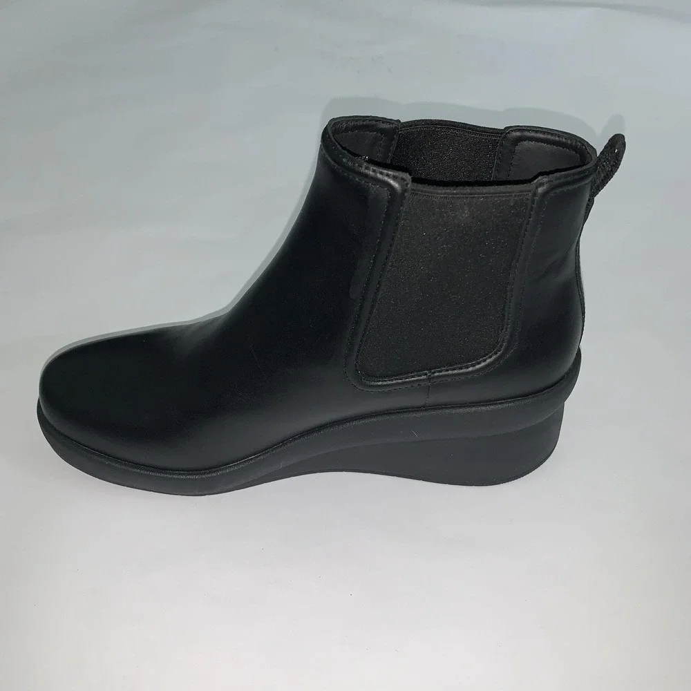 ABEO Passage Chelsea Boots Womens Size 9 Black Leather Ankle Wedge Pull On